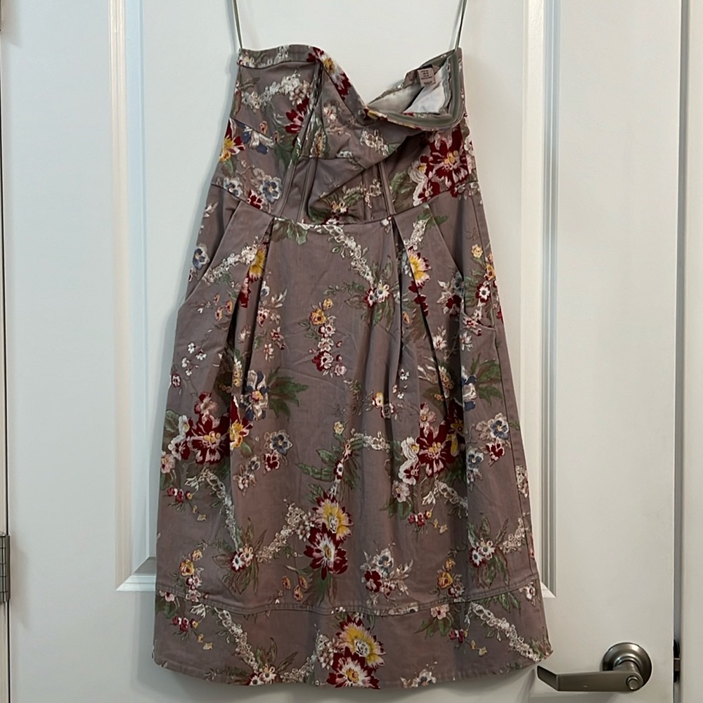 Strapless beautiful dress